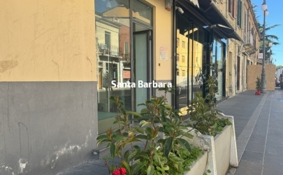 Vibo Valentia, Affittasi Locale commerciale, situato in un contesto signorile a Vibo Valentia, in Corso Vittorio Emanuele III.