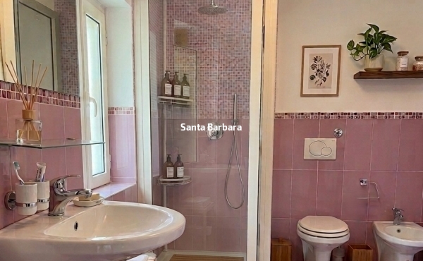 bagno con scritta